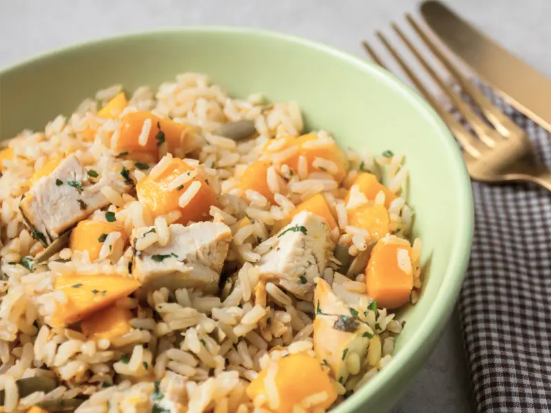 Arroz con Pollo al Limón, Mango y Pepitoria