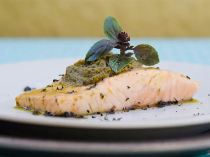 Salmón al Pesto